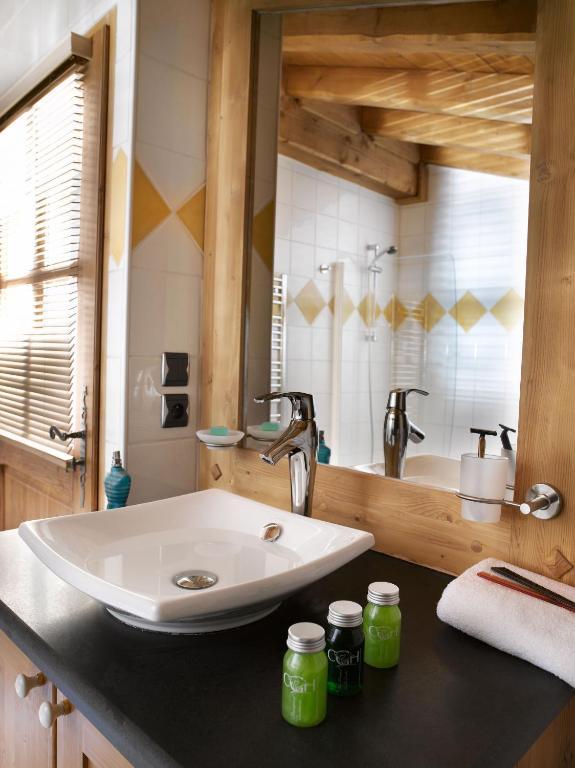 Cgh Residences & Spas Oree Des Cimes Пезе-Нанкроа Екстериор снимка